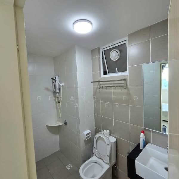 Condominium for Rent at Ideal Residency - Gerard Teo Jia Ler - Bathroom - PropertyGuru.com.my