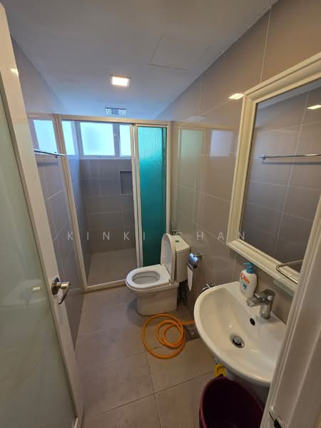 Seri Mas Condominium untuk Untuk Dijual - RM 450,000, Mac 2026 - Bathroom - PropertyGuru.com.my
