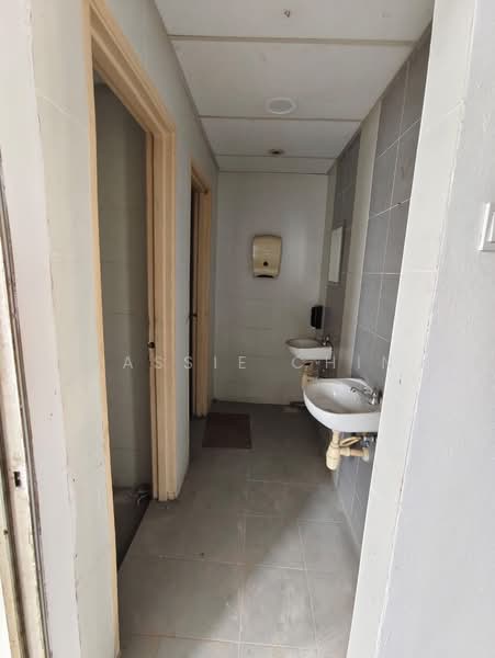 Shop for Rent in Taman Ponderosa (Johor Bahru) - Cassie Chin - Bathroom - PropertyGuru.com.my