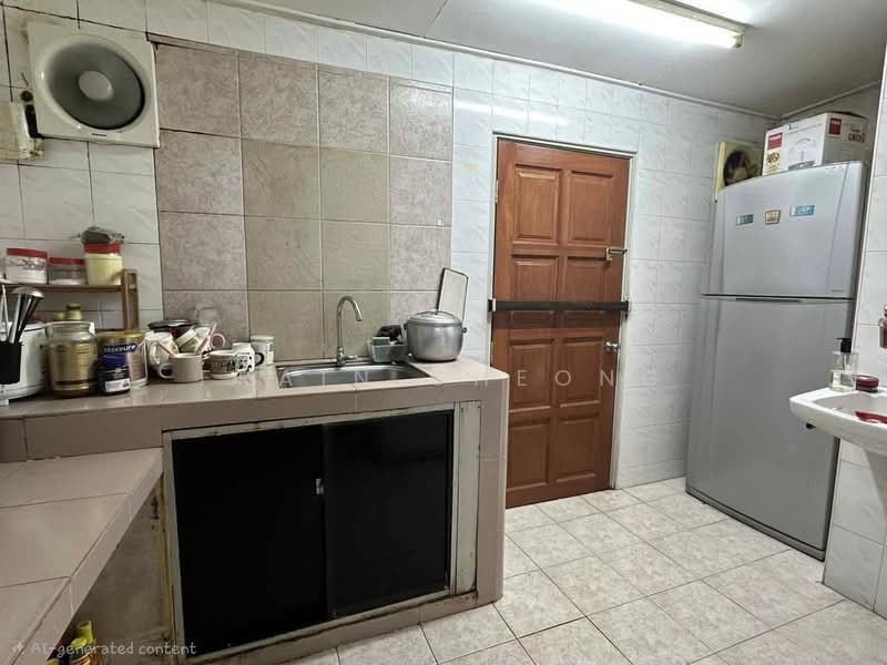 Taman Cahaya Masai untuk Untuk Dijual - RM 313,000, Mac 2026 - Kitchen - PropertyGuru.com.my