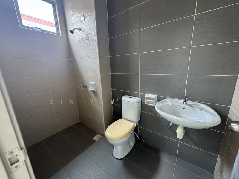 2-storey Terraced House for Sale in Bandar Putra (Kulai) - Sin Yee Chong - PropertyGuru.com.my