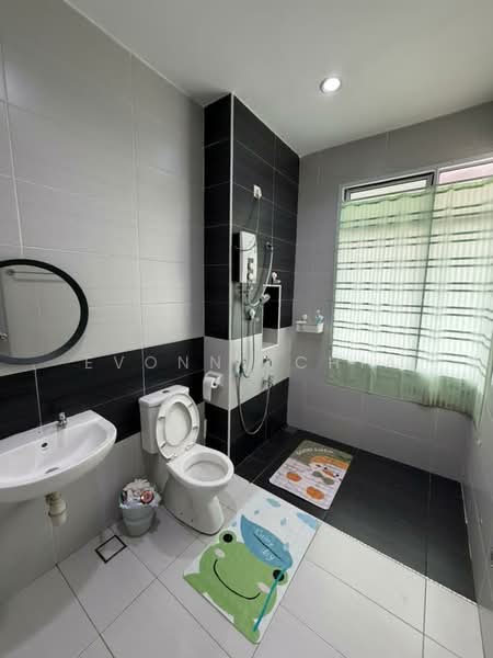 Cluster House for Sale in Kulai (Johor) - Evonne Chia - Bathroom - PropertyGuru.com.my