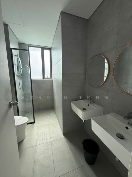 Servis Apartment untuk Disewa di Cubic Botanical - Gordon Tong - Bathroom - PropertyGuru.com.my