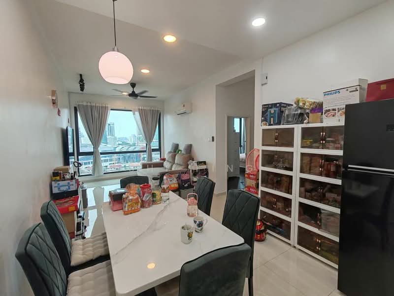 SKS Pavillion Residences untuk Untuk Dijual - RM 800,000, Mac 2026 - Living Room - PropertyGuru.com.my