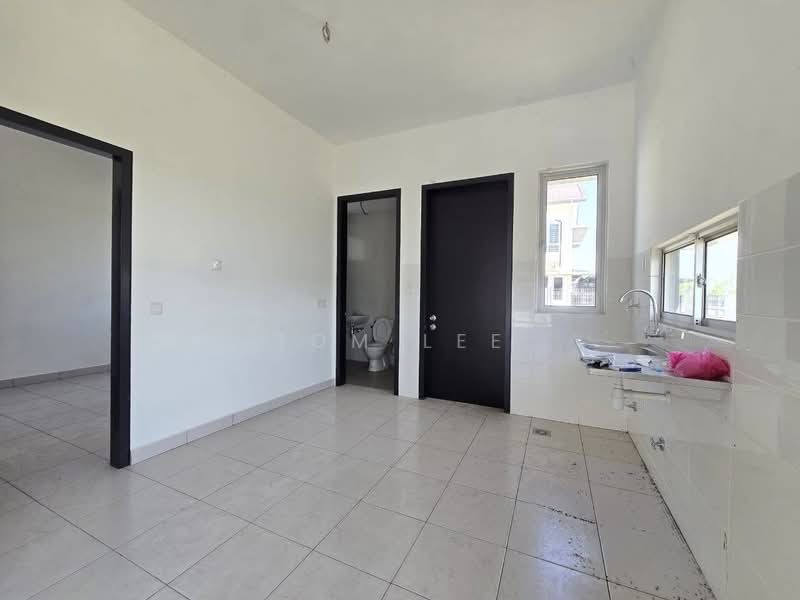 2-storey Terraced House for Sale in Bandar Bukit Raja (Klang) - Tom Lee - Interior - PropertyGuru.com.my