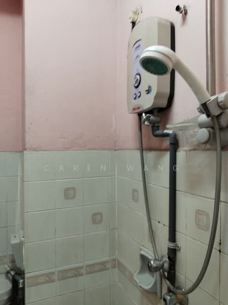 Condominium for Sale at Menara Alpha - Caren Wang - Bathroom - PropertyGuru.com.my