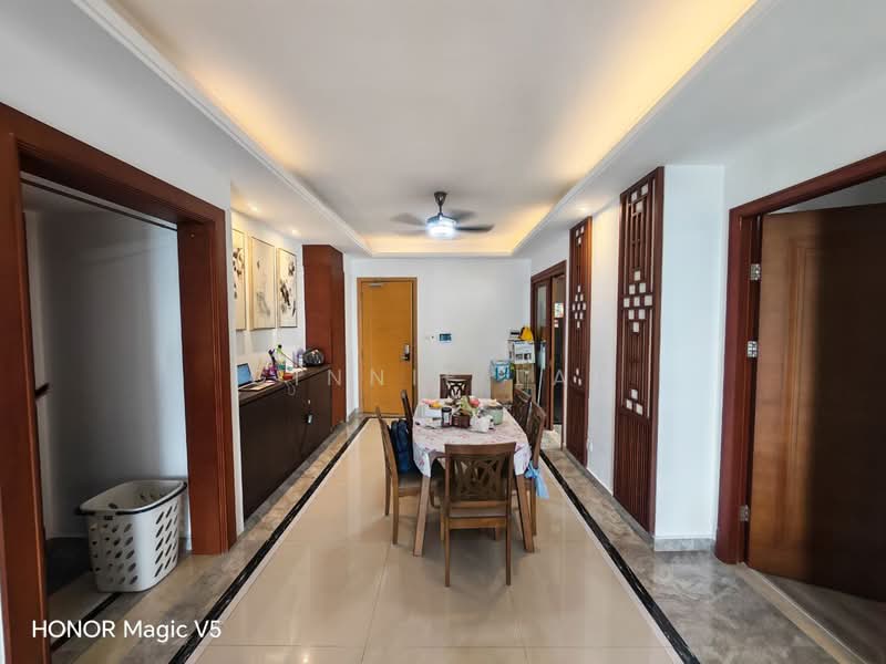 Service Residence for Sale at R&F Princess Cove Phase 1 - Ginnie Lau - Dining Room - PropertyGuru.com.my