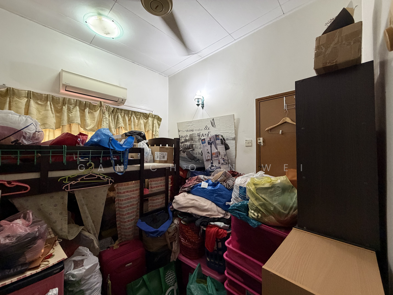 2-storey Terraced House for Sale in Usj 13 (Subang Jaya) - Gan Choon Wei - Bedroom - PropertyGuru.com.my