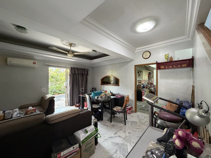 2-storey Terraced House for Sale in Usj 13 (Subang Jaya) - Gan Choon Wei - Living Room - PropertyGuru.com.my