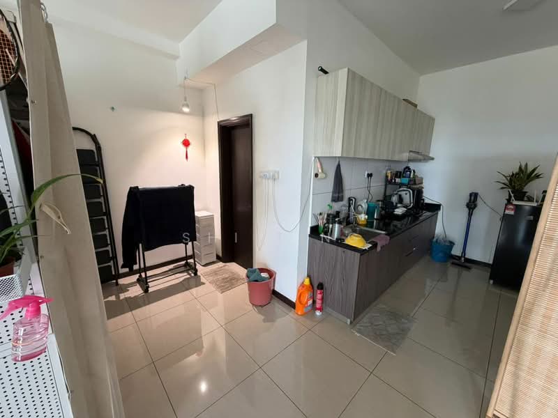 Service Residence for Sale at Molek Regency - Shi Ting - Kitchen - PropertyGuru.com.my