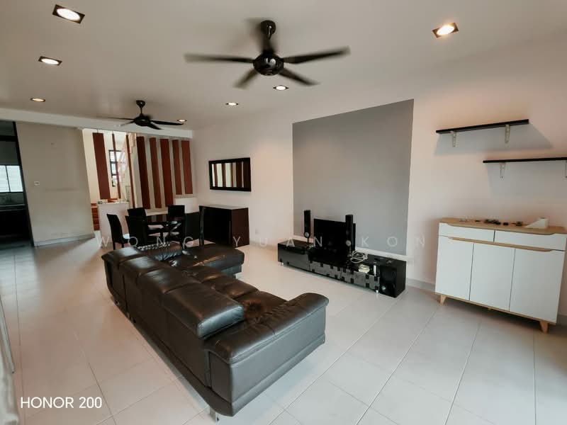 2-storey Terraced House for Rent in Bandar Bukit Raja (Klang) - Wong Yuan Kong - Living Room - PropertyGuru.com.my