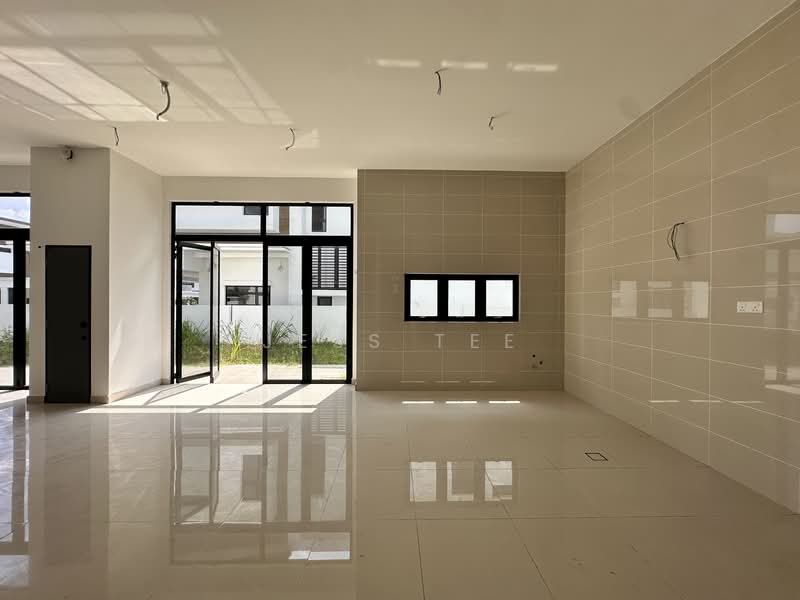 Link Bungalow for Sale in Setia Alam (Selangor) - Jess Tee - Entrance - PropertyGuru.com.my