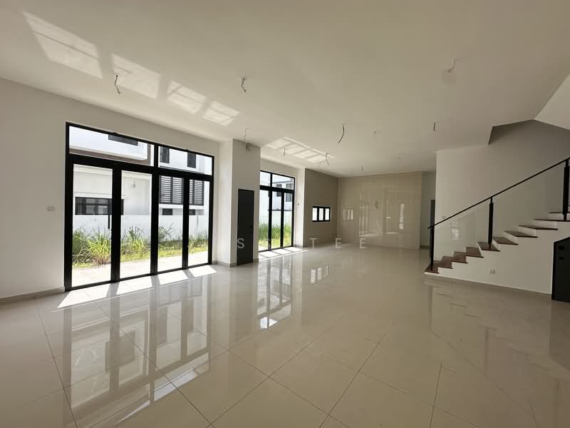 Link Bungalow for Sale in Setia Alam (Selangor) - Jess Tee - Living Room - PropertyGuru.com.my