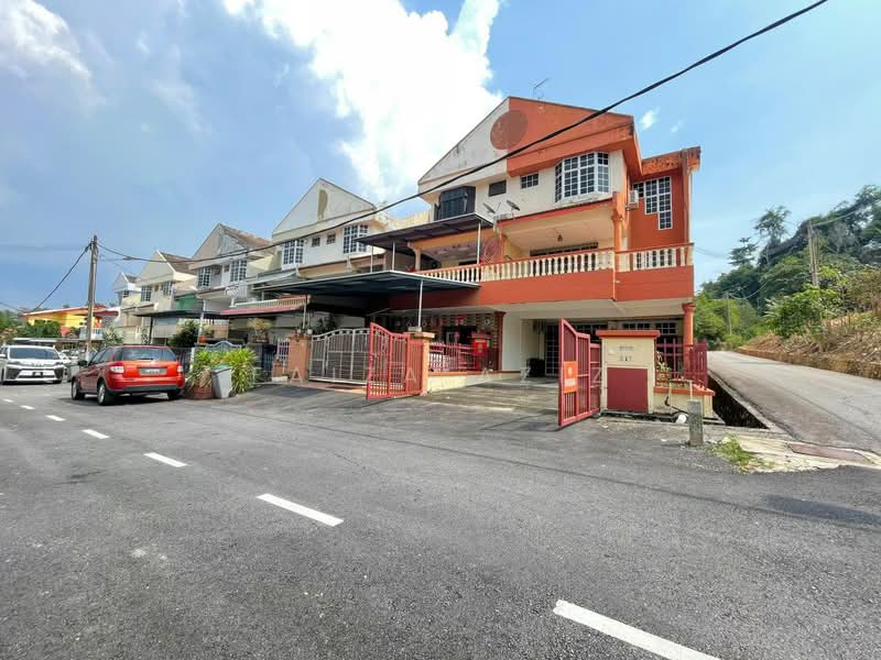 2.5-storey Terraced House for Sale in Taman Bukit Kelisa (Seremban) - Faiza Aziz - Exterior - PropertyGuru.com.my