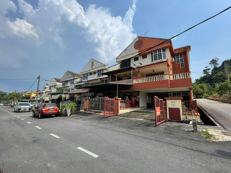 2.5-storey Terraced House for Sale in Taman Bukit Kelisa (Seremban) - Faiza Aziz - Exterior - PropertyGuru.com.my