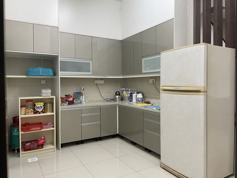 Taman Cheras Idaman untuk Untuk Dijual - RM 720,000, Mac 2026 - Kitchen - PropertyGuru.com.my