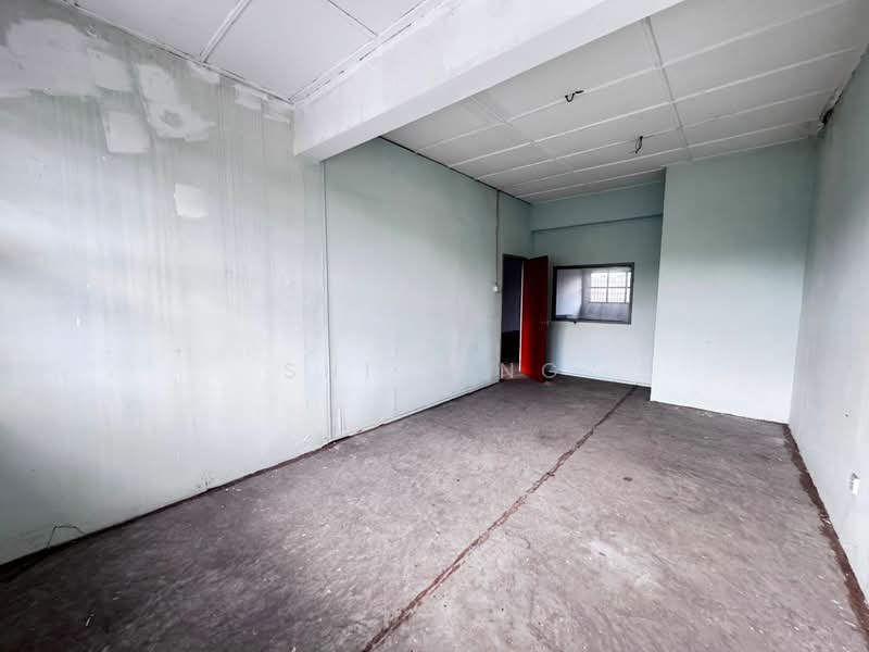 Shop for Sale in Taman Rinting (Masai) - Shi Ting - Interior - PropertyGuru.com.my