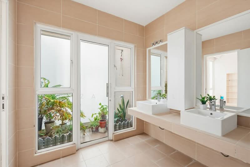 3-storey Terraced House for Sale in Cyberjaya (Selangor) - Fyza Ghazali - Bathroom - PropertyGuru.com.my