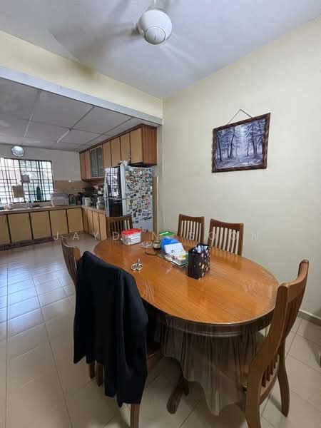 2-storey Terraced House for Sale in Taman Pekaka (Sungai Dua) - Jayden Soon - Dining Room - PropertyGuru.com.my