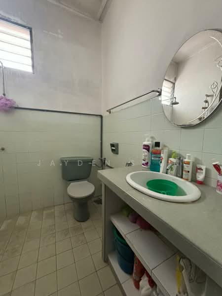2-storey Terraced House for Sale in Taman Pekaka (Sungai Dua) - Jayden Soon - Bathroom - PropertyGuru.com.my