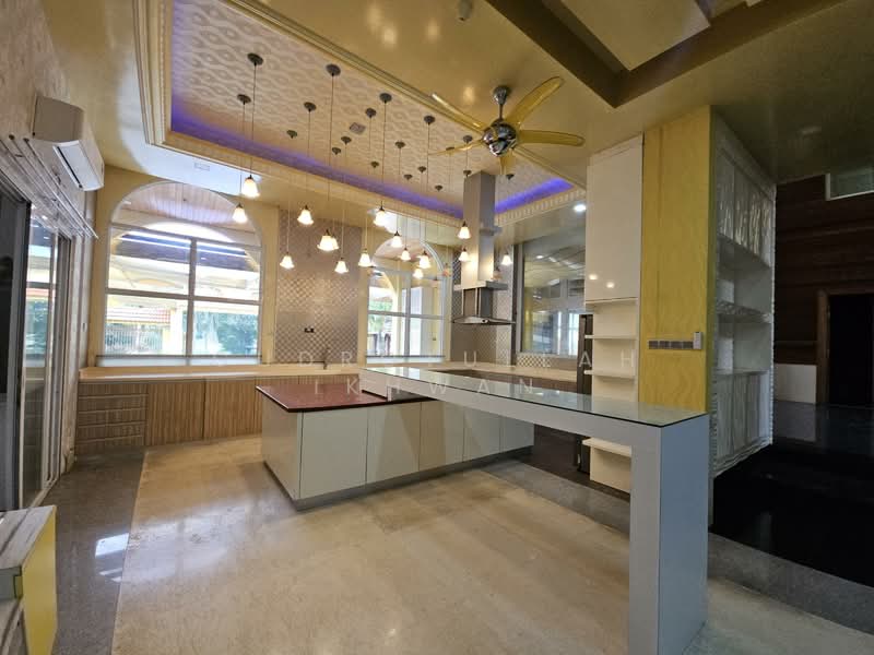 Bungalow for Sale in Country Heights (Kajang) - Gudrotullah Ikhwan - Kitchen - PropertyGuru.com.my