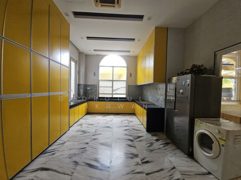 Bungalow for Sale in Country Heights (Kajang) - Gudrotullah Ikhwan - Kitchen - PropertyGuru.com.my