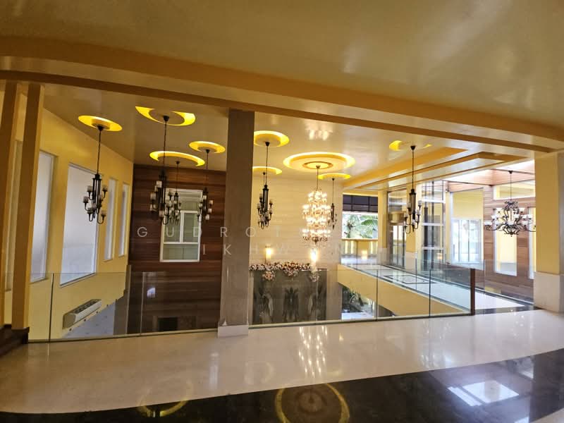 Bungalow for Sale in Country Heights (Kajang) - Gudrotullah Ikhwan - Lobby - PropertyGuru.com.my