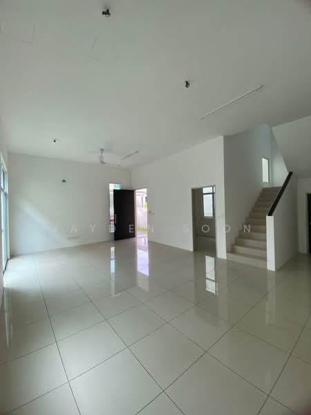 Semi-Detached House for Rent in Hijauan Hills (Simpang Ampat) - Jayden Soon - Living Room - PropertyGuru.com.my