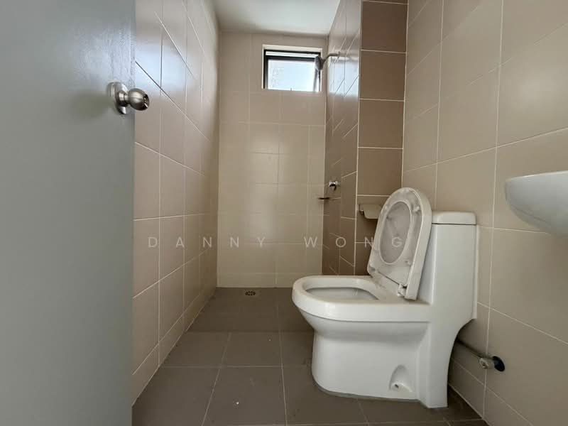 Condominium for Sale at Legendview - Danny Wong - Bathroom - PropertyGuru.com.my