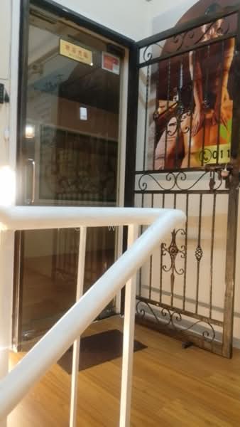 Shop / Office for Sale in BANDAR PUCHONG JAYA (Puchong) - FC Wong - Entrance - PropertyGuru.com.my