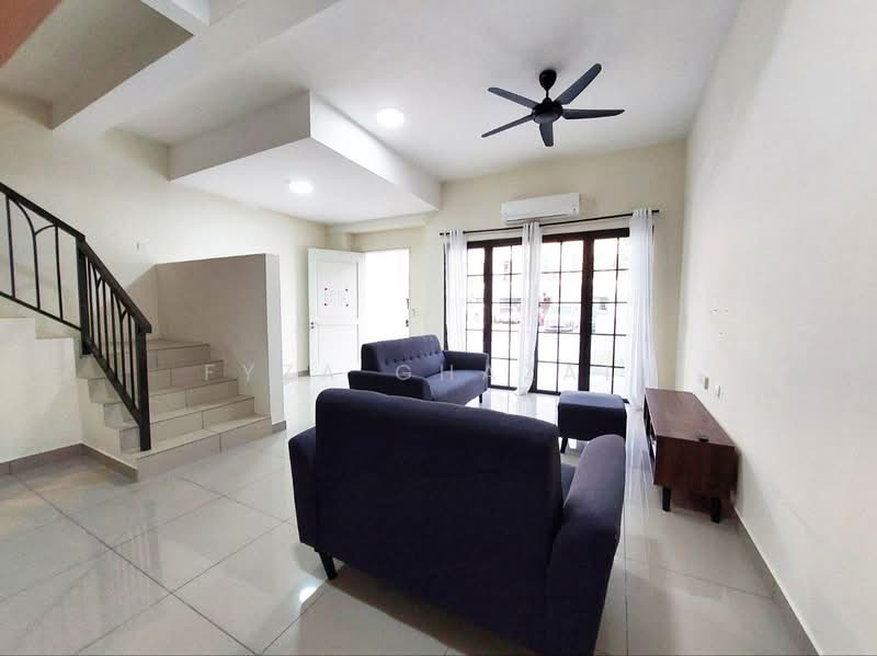 Monet Springtime @ Monet Residences Sunsuria City untuk Untuk Dijual - RM 660,000, Mac 2026 - Living Room - PropertyGuru.com.my