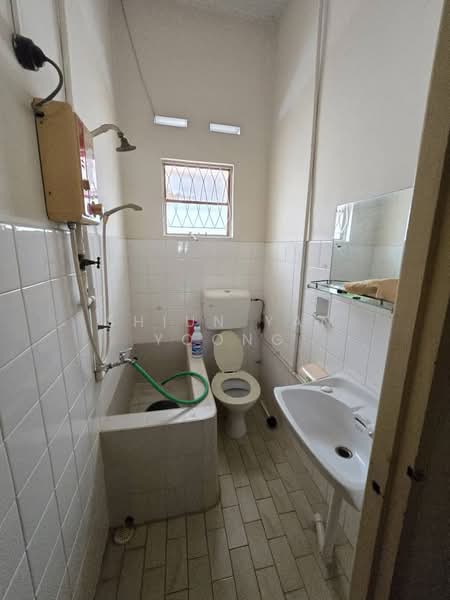 Semi-Detached House for Sale in Melaka City (Melaka) - Shiun Yan Yoong - Bathroom - PropertyGuru.com.my