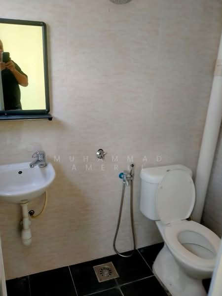 Pangsapuri Seri Mawar untuk Untuk Disewa - RM 998 /bulan, Mac 2026 - Bathroom - PropertyGuru.com.my