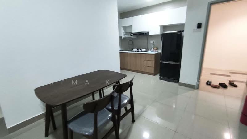 Service Residence for Sale at SkyLake Residence - Zarema Kulbuzheva - Kitchen - PropertyGuru.com.my
