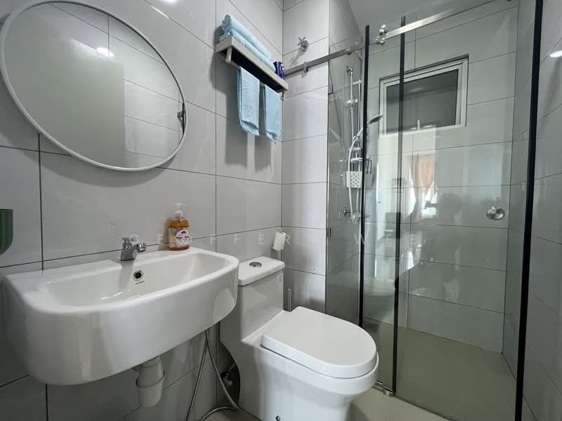 Service Residence for Rent at Amber Cove - Geoffery Wee - Bathroom - PropertyGuru.com.my