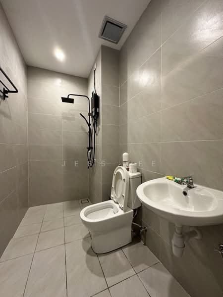 EMBER @ Eco Ardence untuk Untuk Disewa - RM 4,200 /bulan, Mac 2026 - Bathroom - PropertyGuru.com.my