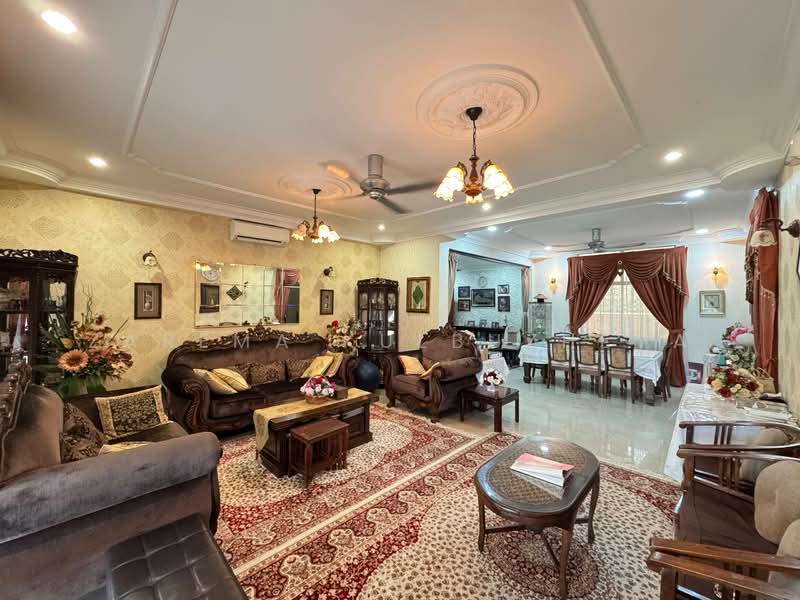 Bungalow for Sale in Seksyen 2 (Shah Alam) - Zarema Kulbuzheva - Living Room - PropertyGuru.com.my