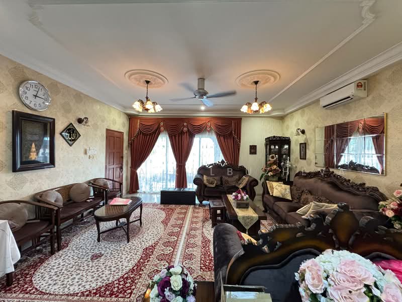 Bungalow for Sale in Seksyen 2 (Shah Alam) - Zarema Kulbuzheva - Living Room - PropertyGuru.com.my