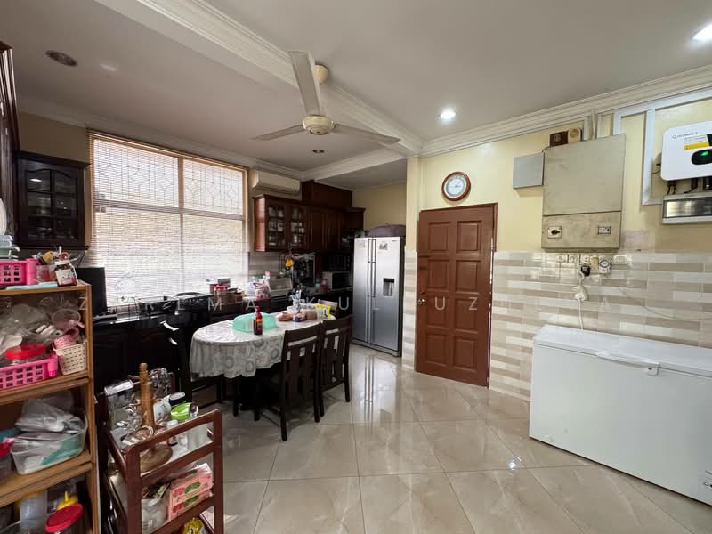 Bungalow for Sale in Seksyen 2 (Shah Alam) - Zarema Kulbuzheva - Kitchen - PropertyGuru.com.my