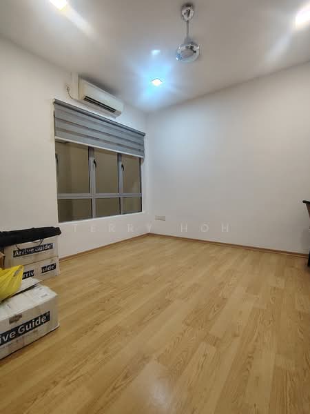 2.5-storey Terraced House for Sale in Taman Bukit Serdang (Seri Kembangan) - Terry Hoh - Interior - PropertyGuru.com.my