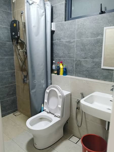Service Residence for Rent at Setia City Residences - Wong Yuan Kong - Bathroom - PropertyGuru.com.my