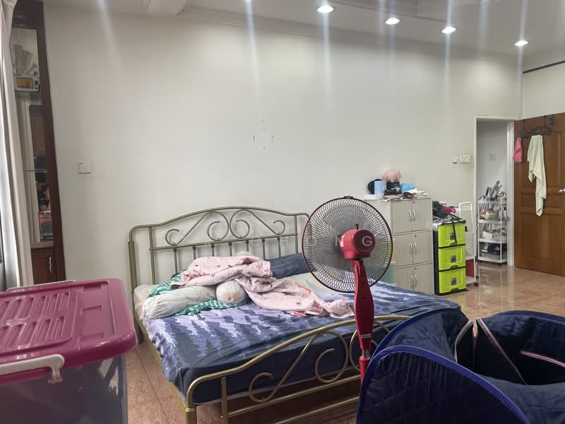 Condominium for Sale at Putra Indah Condominium - CK Chong - Bedroom - PropertyGuru.com.my