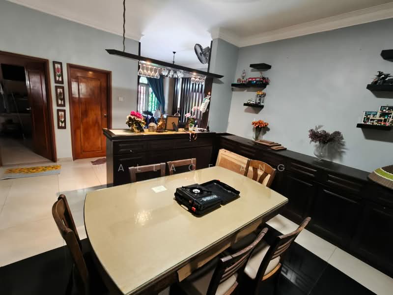 Semi-Detached House for Sale in Bandar Putra (Kulai) - Wallace Ang - Dining Room - PropertyGuru.com.my