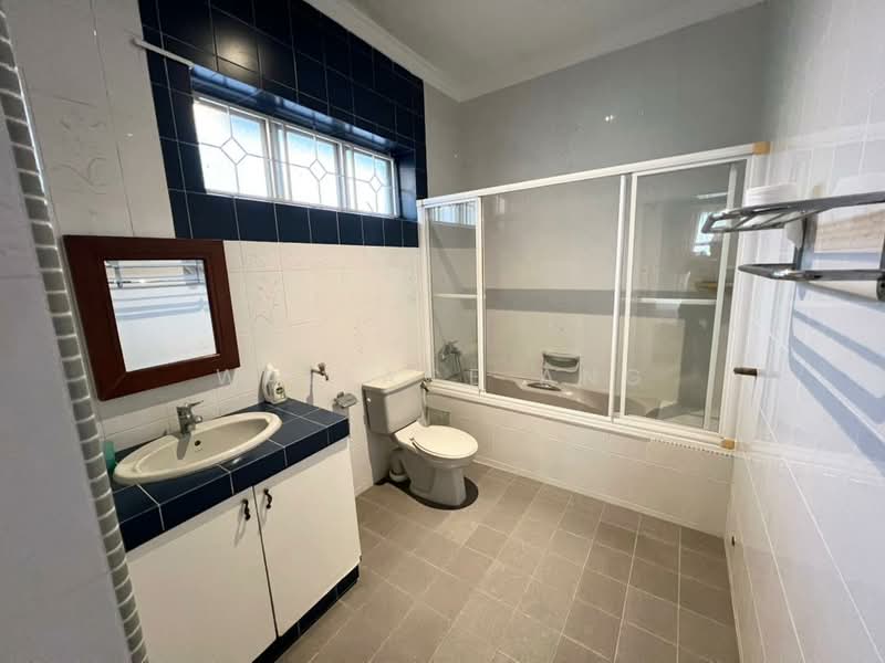 Bungalow for Sale in Johor Bahru (Johor) - Wallace Ang - Bathroom - PropertyGuru.com.my