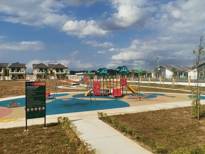 2-storey Terraced House for Sale in Melaka City (Melaka) - Tim Piong - Exterior - PropertyGuru.com.my