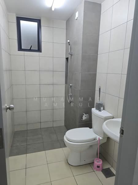MIRA at Shorea Park untuk Untuk Disewa - RM 1,247 /bulan, Mac 2026 - Bathroom - PropertyGuru.com.my