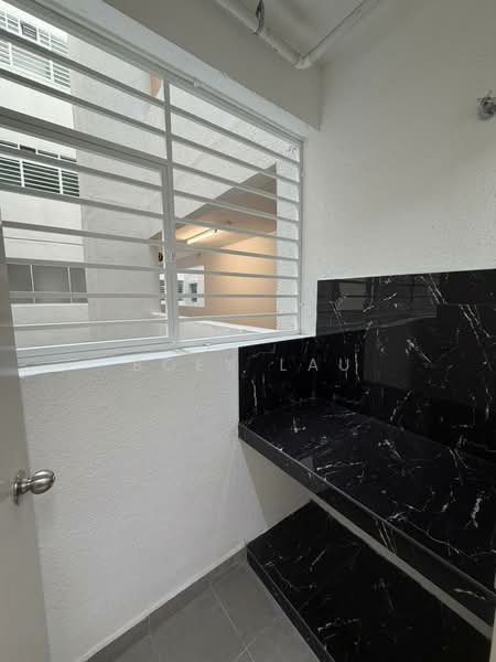 Residensi Riamas untuk Untuk Disewa - RM 1,300 /bulan, Mac 2026 - Exterior - PropertyGuru.com.my