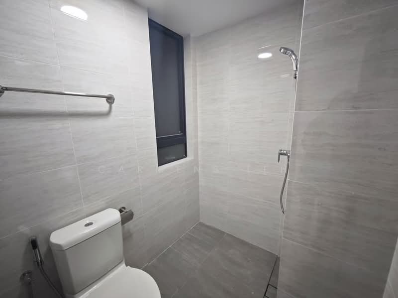Servis Apartment untuk Disewa di Baron Residence @ Lake City - Carmens Teh - Bathroom - PropertyGuru.com.my