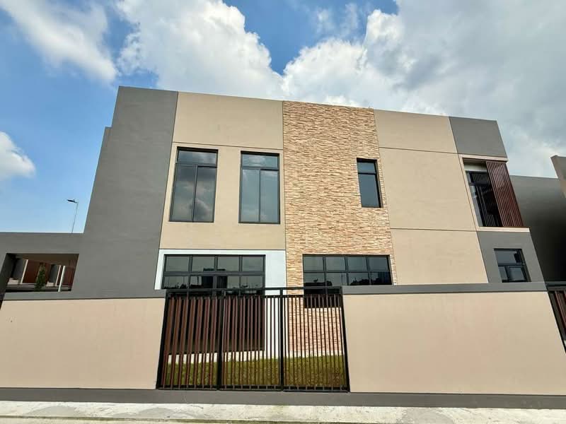 2-storey Terraced House for Sale in Puteri Harbour (Iskandar Puteri (Nusajaya)) - Shi Ting - Exterior - PropertyGuru.com.my