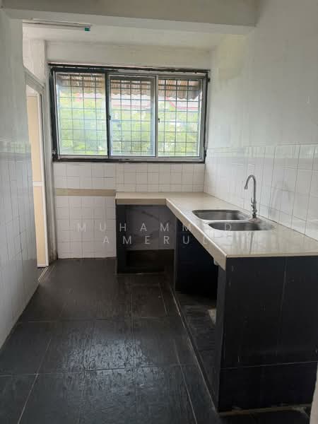 Gugusan Kantan untuk Untuk Disewa - RM 997 /bulan, Mac 2026 - Kitchen - PropertyGuru.com.my